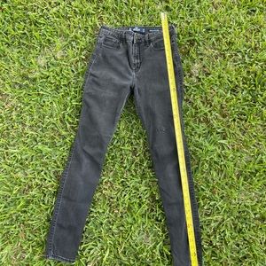 Holister Skinny Jeans (juniors size)